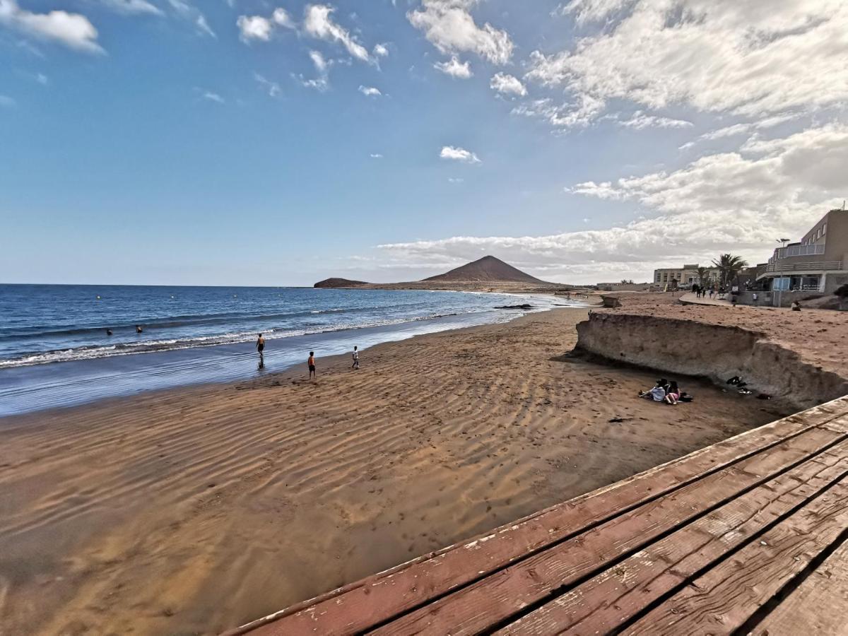 Home2book Beachfront Appartement